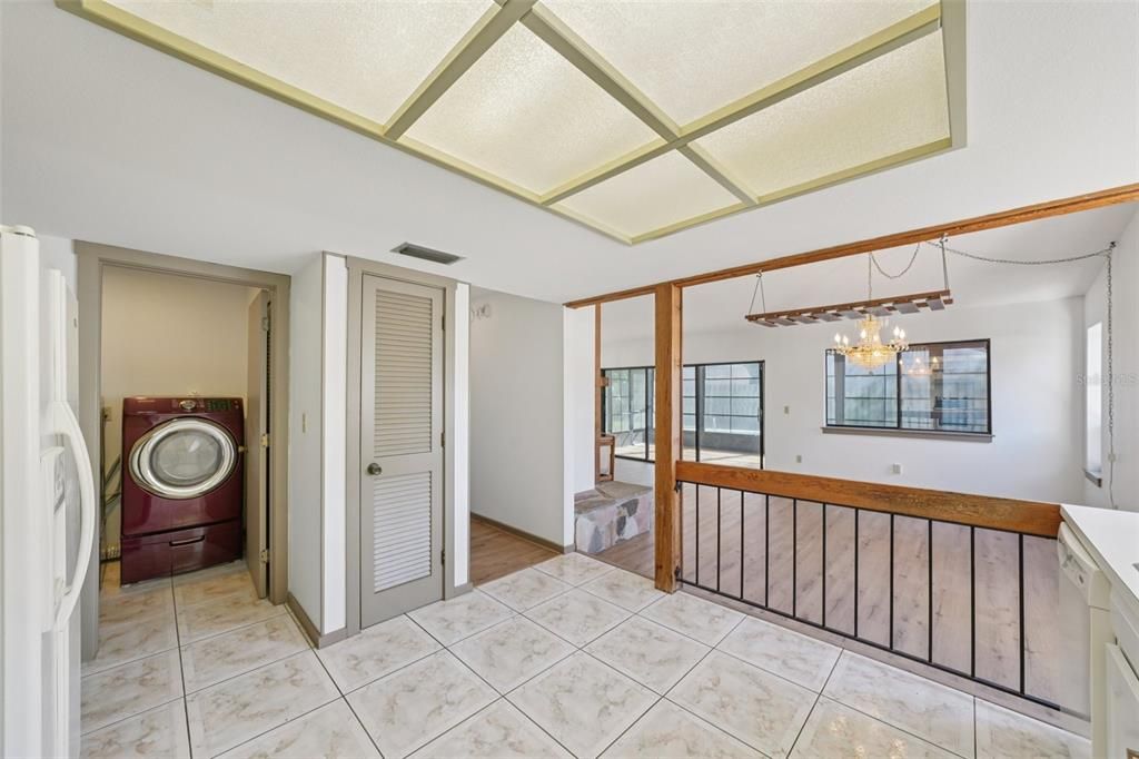 For Sale: $489,900 (3 beds, 2 baths, 1652 Square Feet)