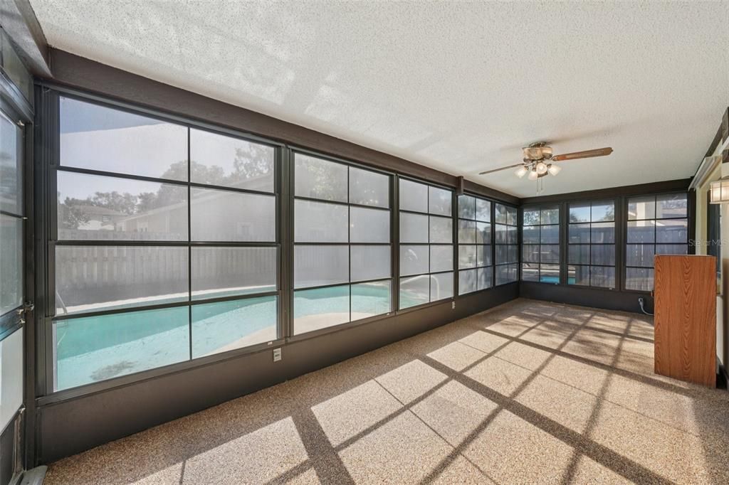 For Sale: $489,900 (3 beds, 2 baths, 1652 Square Feet)