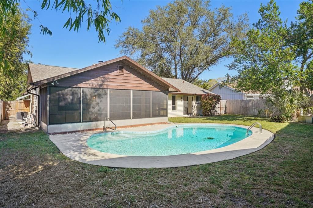 For Sale: $489,900 (3 beds, 2 baths, 1652 Square Feet)