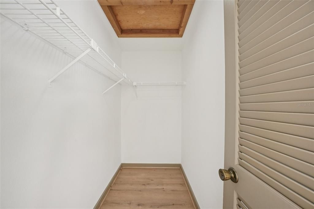 For Sale: $489,900 (3 beds, 2 baths, 1652 Square Feet)