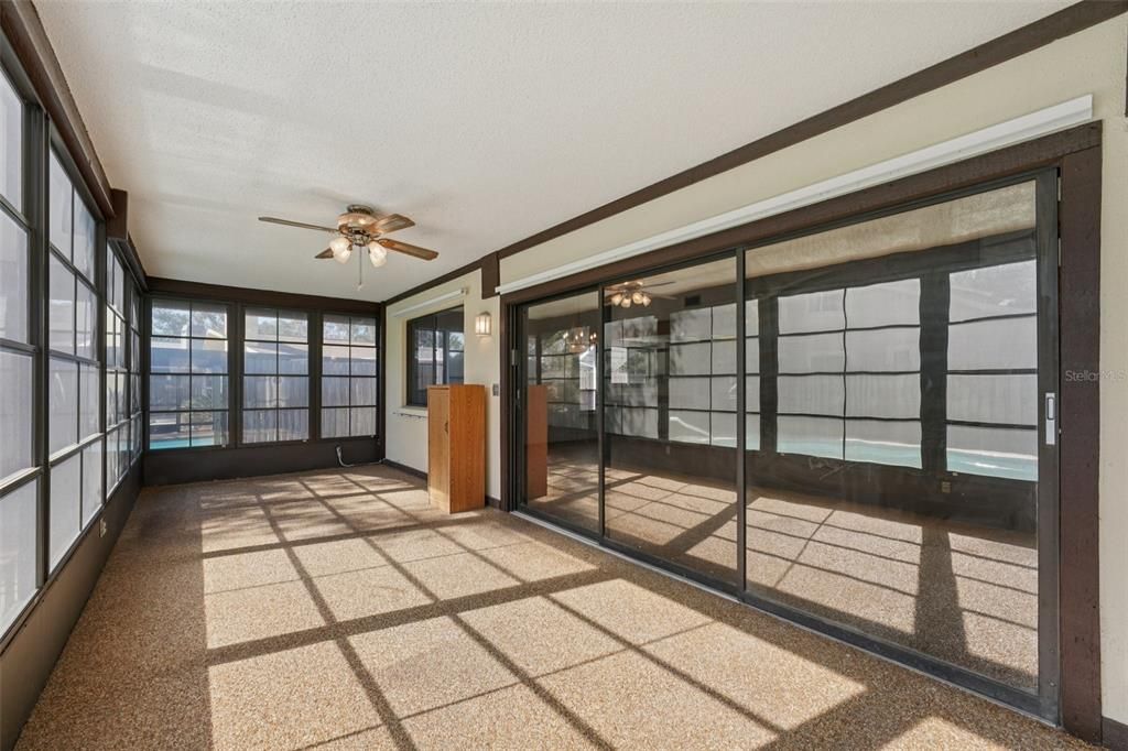 For Sale: $489,900 (3 beds, 2 baths, 1652 Square Feet)