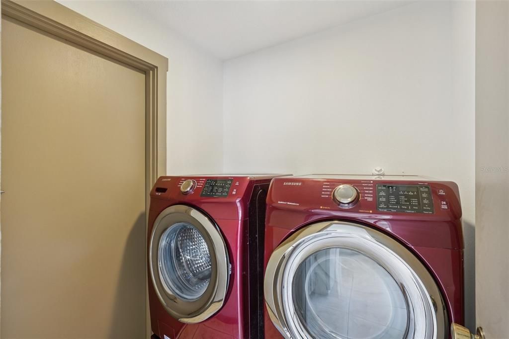 For Sale: $489,900 (3 beds, 2 baths, 1652 Square Feet)