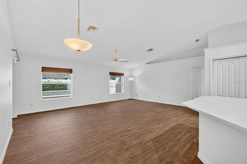 For Sale: $525,000 (4 beds, 3 baths, 2245 Square Feet)