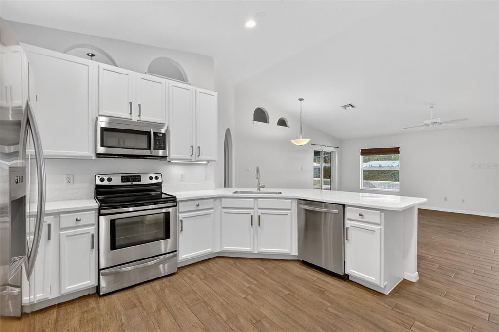 For Sale: $525,000 (4 beds, 3 baths, 2245 Square Feet)