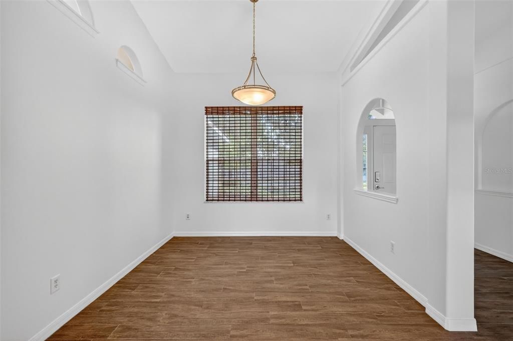 For Sale: $525,000 (4 beds, 3 baths, 2245 Square Feet)