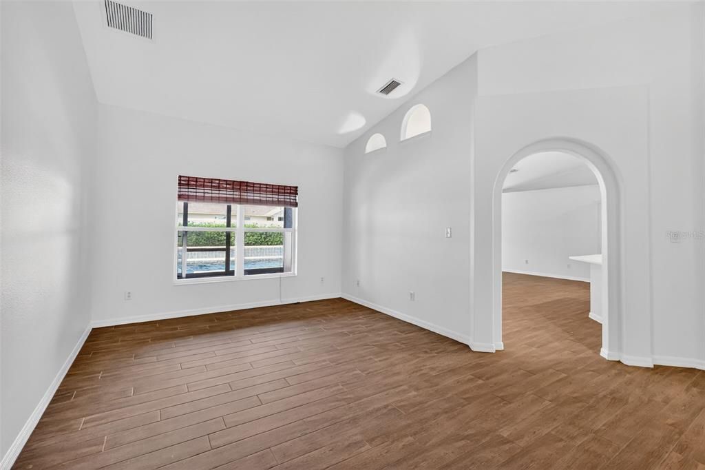 For Sale: $525,000 (4 beds, 3 baths, 2245 Square Feet)