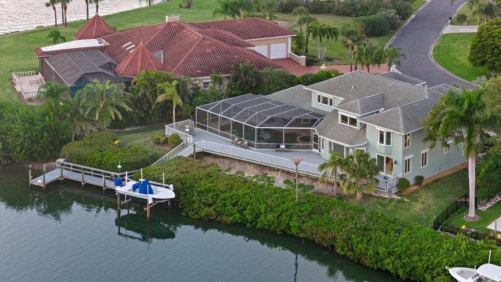 For Sale: $3,200,000 (5 beds, 5 baths, 4261 Square Feet)