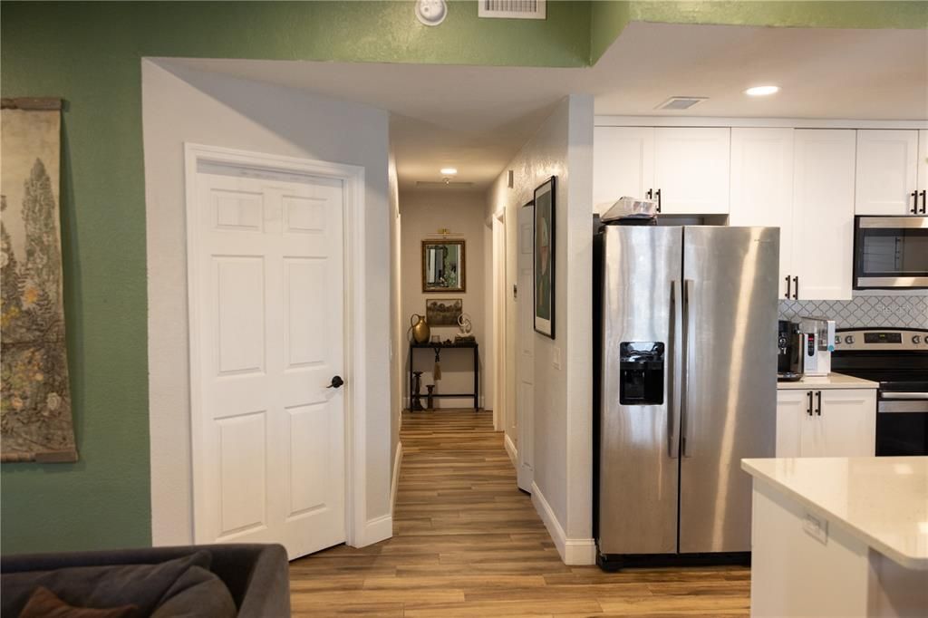 For Sale: $609,000 (3 beds, 3 baths, 1660 Square Feet)