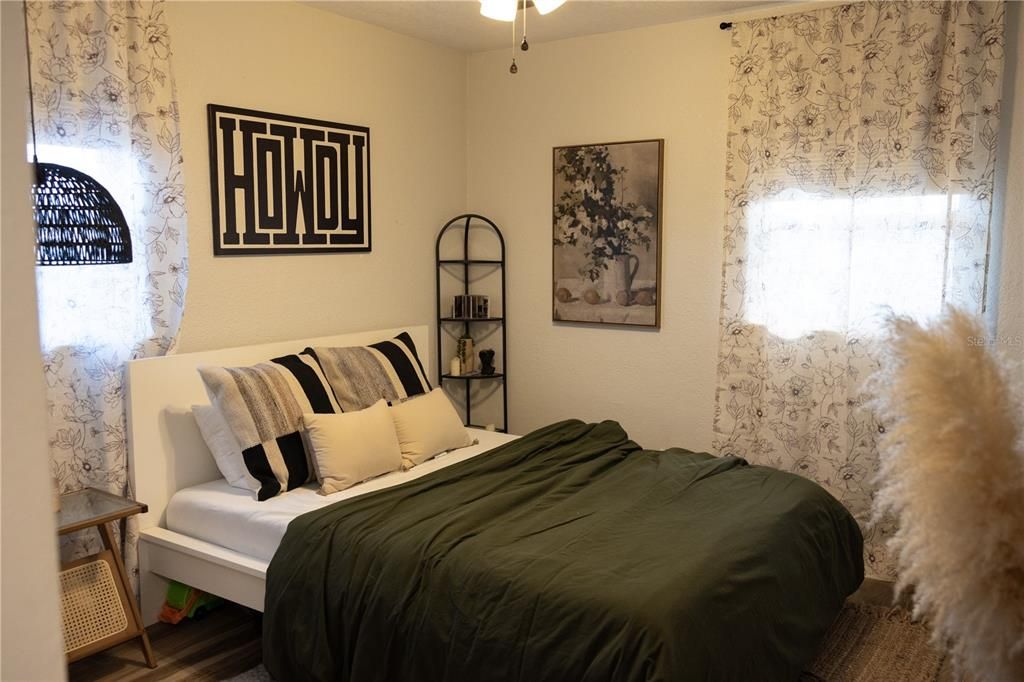 For Sale: $609,000 (3 beds, 3 baths, 1660 Square Feet)