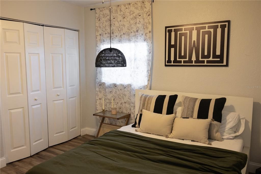 For Sale: $609,000 (3 beds, 3 baths, 1660 Square Feet)