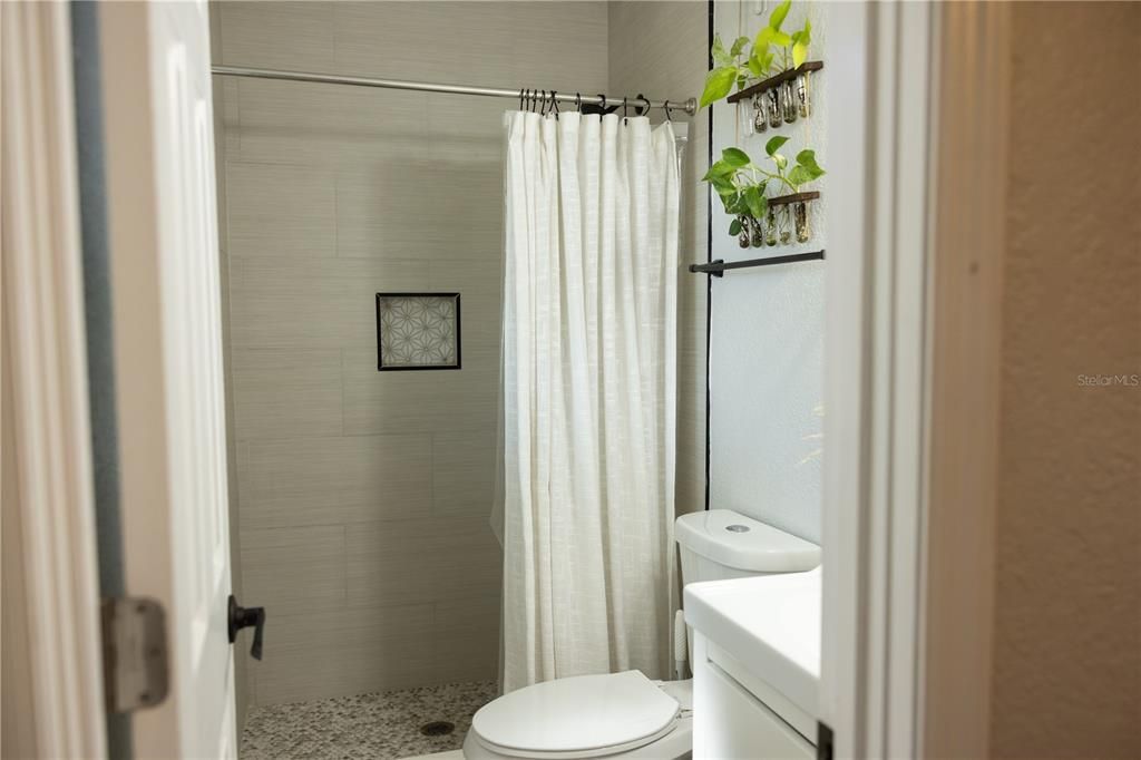 For Sale: $609,000 (3 beds, 3 baths, 1660 Square Feet)