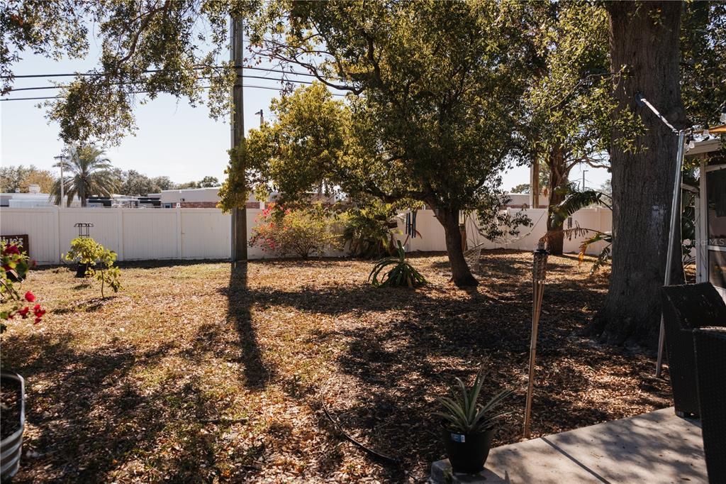 For Sale: $609,000 (3 beds, 3 baths, 1660 Square Feet)