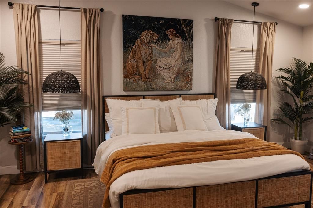 For Sale: $609,000 (3 beds, 3 baths, 1660 Square Feet)