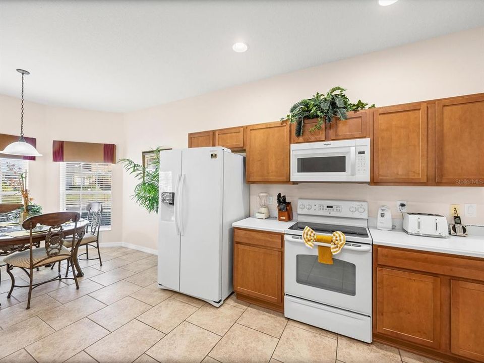 En Venta: $449,000 (4 camas, 3 baños, 1839 Pies cuadrados)