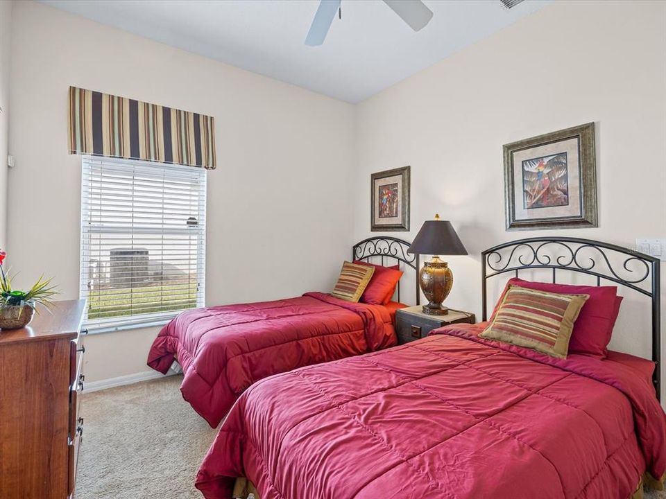 En Venta: $449,000 (4 camas, 3 baños, 1839 Pies cuadrados)