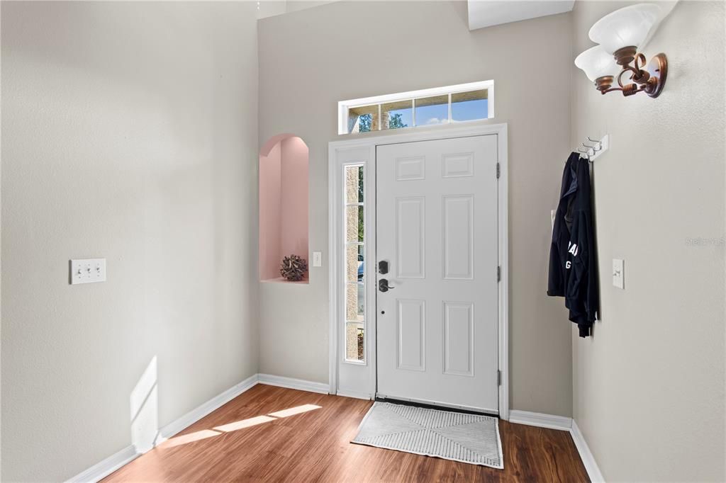 В аренду: $3,400 (3 спален, 2 ванн, 1926 Квадратных фут)