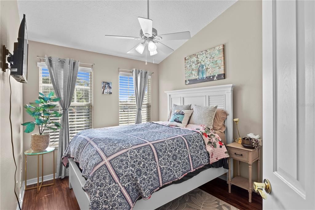 В аренду: $3,400 (3 спален, 2 ванн, 1926 Квадратных фут)