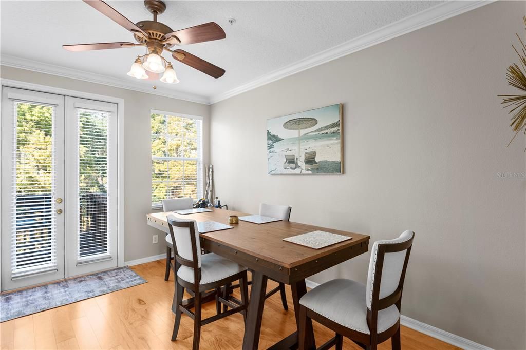 В аренду: $3,400 (3 спален, 2 ванн, 1926 Квадратных фут)