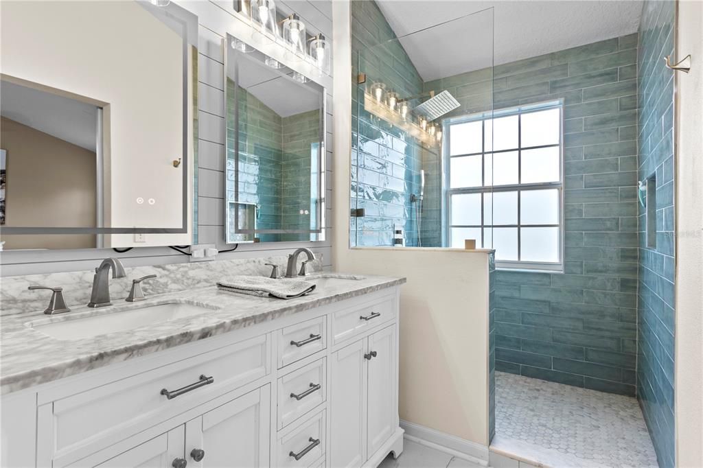 В аренду: $3,400 (3 спален, 2 ванн, 1926 Квадратных фут)