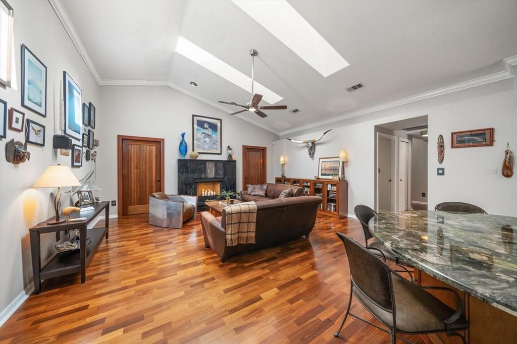 待售: $1,350,000 (3 贝兹, 3 浴室, 3514 平方英尺)