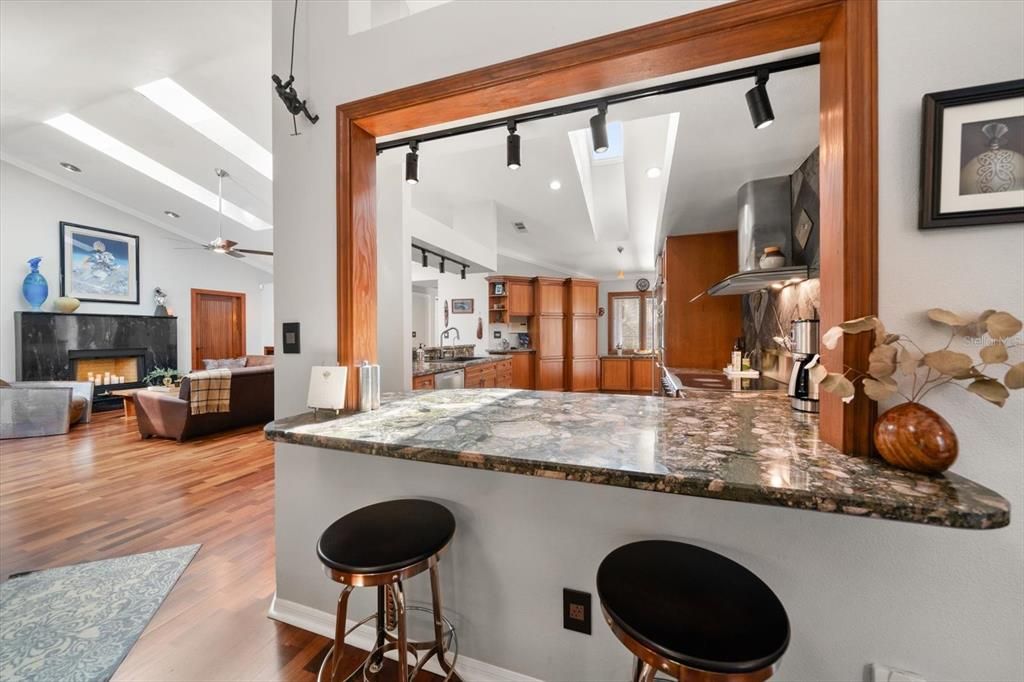 待售: $1,350,000 (3 贝兹, 3 浴室, 3514 平方英尺)