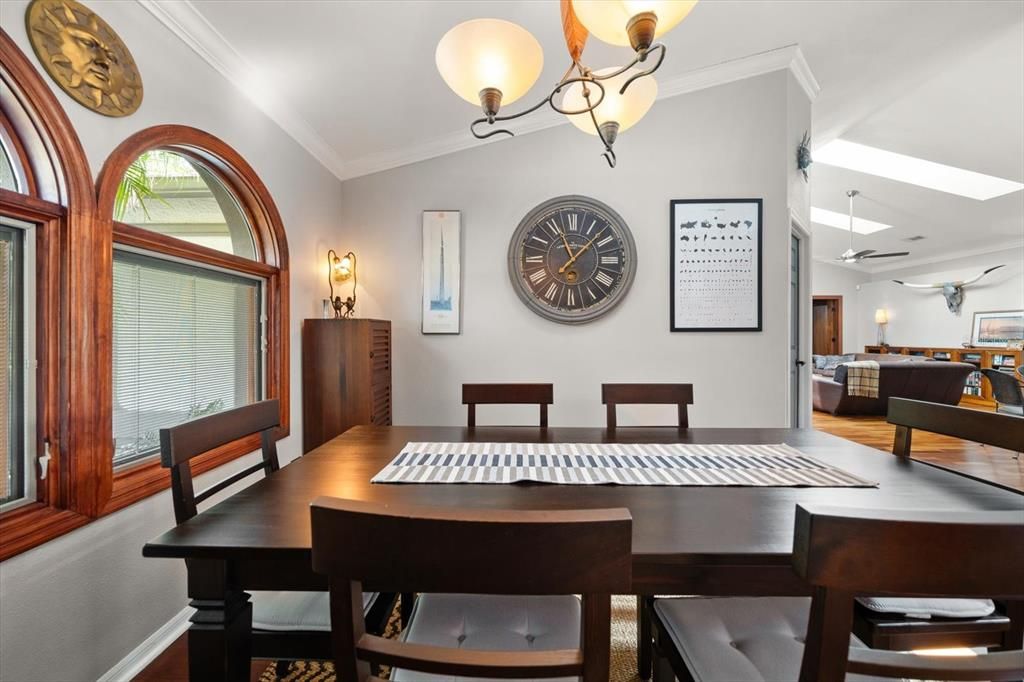 待售: $1,350,000 (3 贝兹, 3 浴室, 3514 平方英尺)