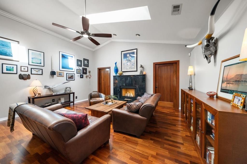 待售: $1,350,000 (3 贝兹, 3 浴室, 3514 平方英尺)