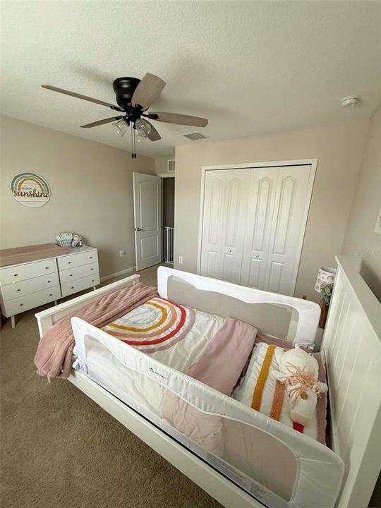 待售: $257,000 (3 贝兹, 2 浴室, 1722 平方英尺)