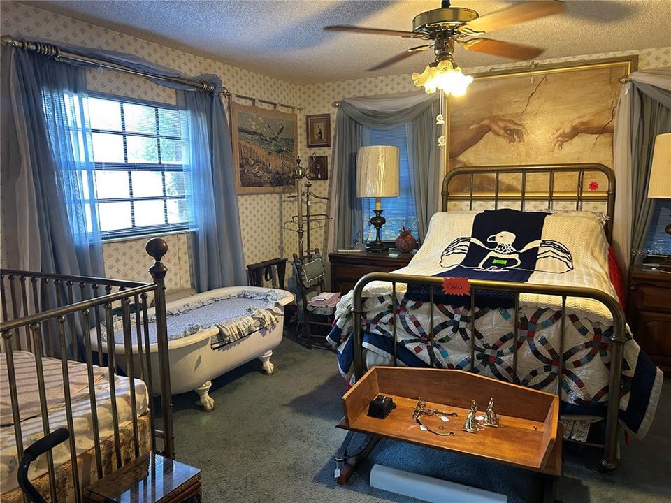 На продажу: $1,250,000 (2 спален, 2 ванн, 2328 Квадратных фут)