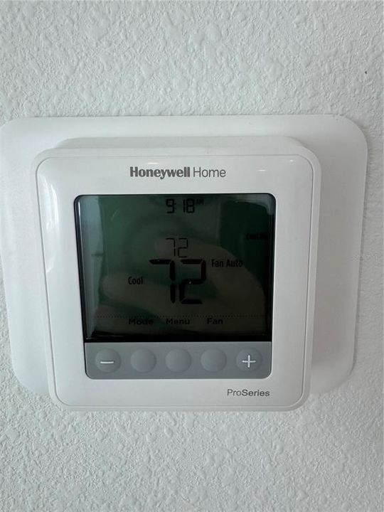 出租: $2,495 (4 贝兹, 3 浴室, 2174 平方英尺)