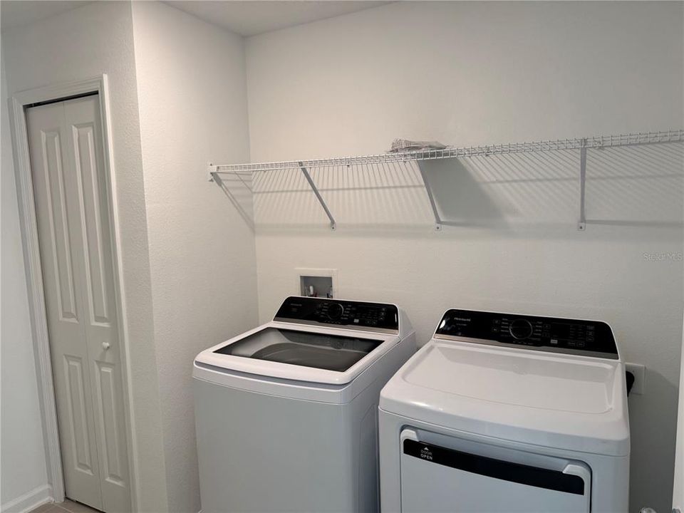 出租: $2,495 (4 贝兹, 3 浴室, 2174 平方英尺)