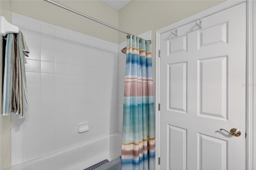 待售: $582,500 (2 贝兹, 2 浴室, 1761 平方英尺)