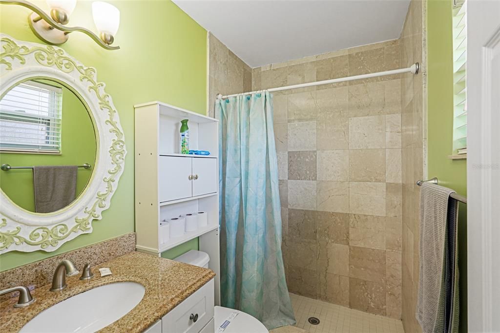 En Venta: $650,000 (3 camas, 2 baños, 1663 Pies cuadrados)