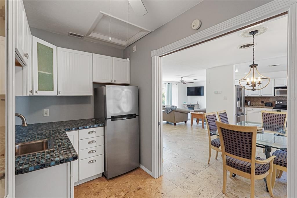 En Venta: $650,000 (3 camas, 2 baños, 1663 Pies cuadrados)