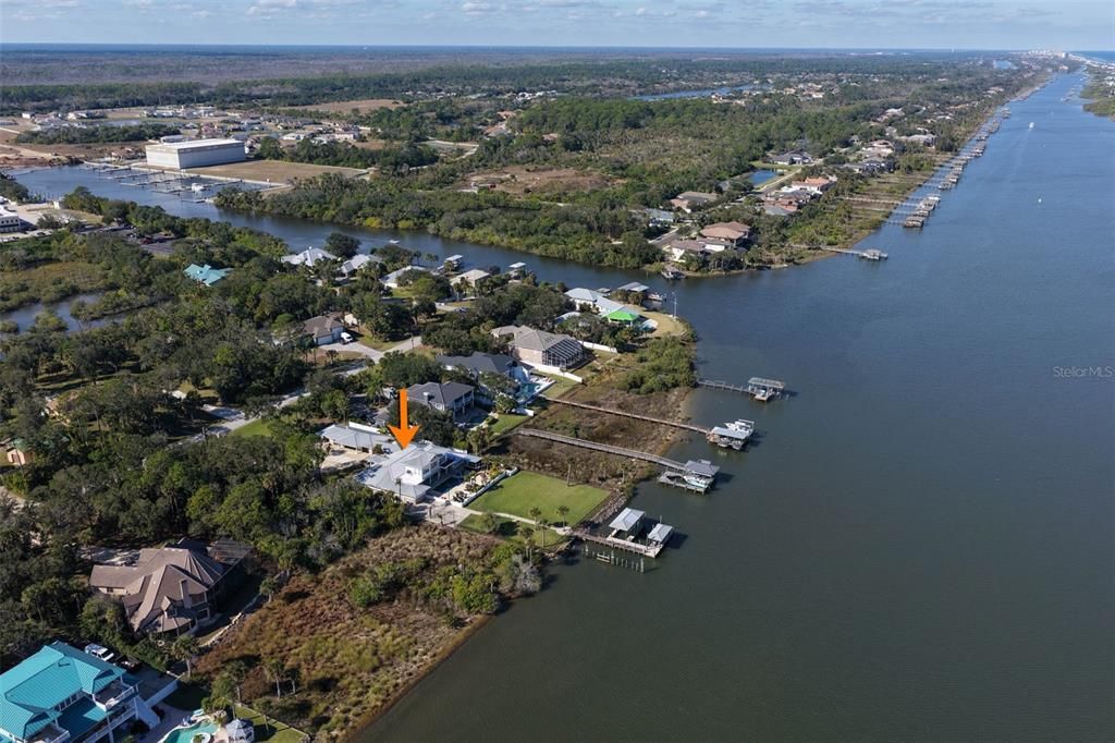 For Sale: $2,199,000 (6 beds, 5 baths, 4821 Square Feet)