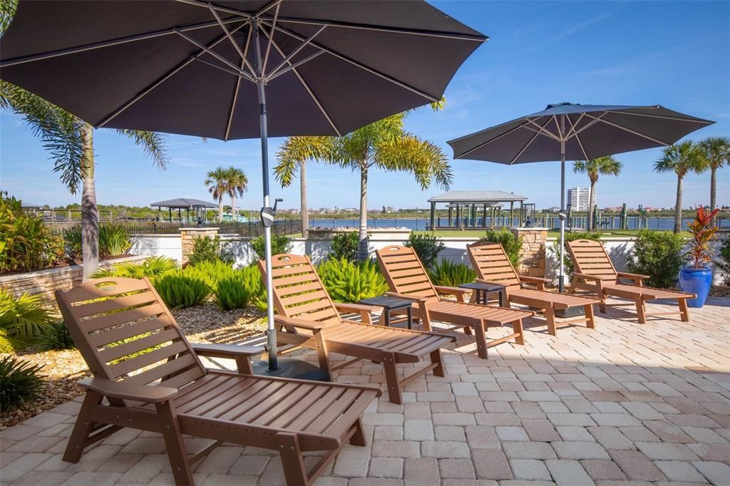 For Sale: $2,199,000 (6 beds, 5 baths, 4821 Square Feet)