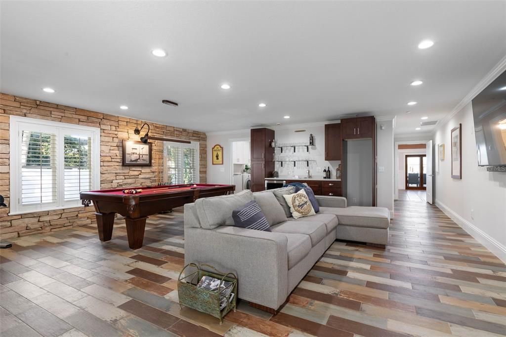 For Sale: $2,199,000 (6 beds, 5 baths, 4821 Square Feet)