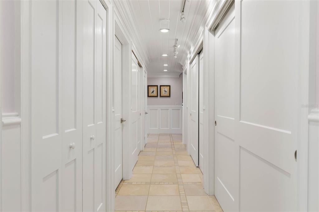 For Sale: $2,199,000 (6 beds, 5 baths, 4821 Square Feet)