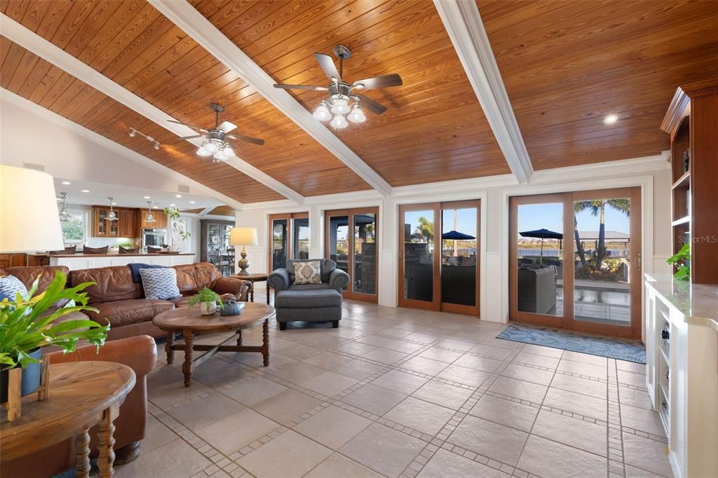 For Sale: $2,199,000 (6 beds, 5 baths, 4821 Square Feet)