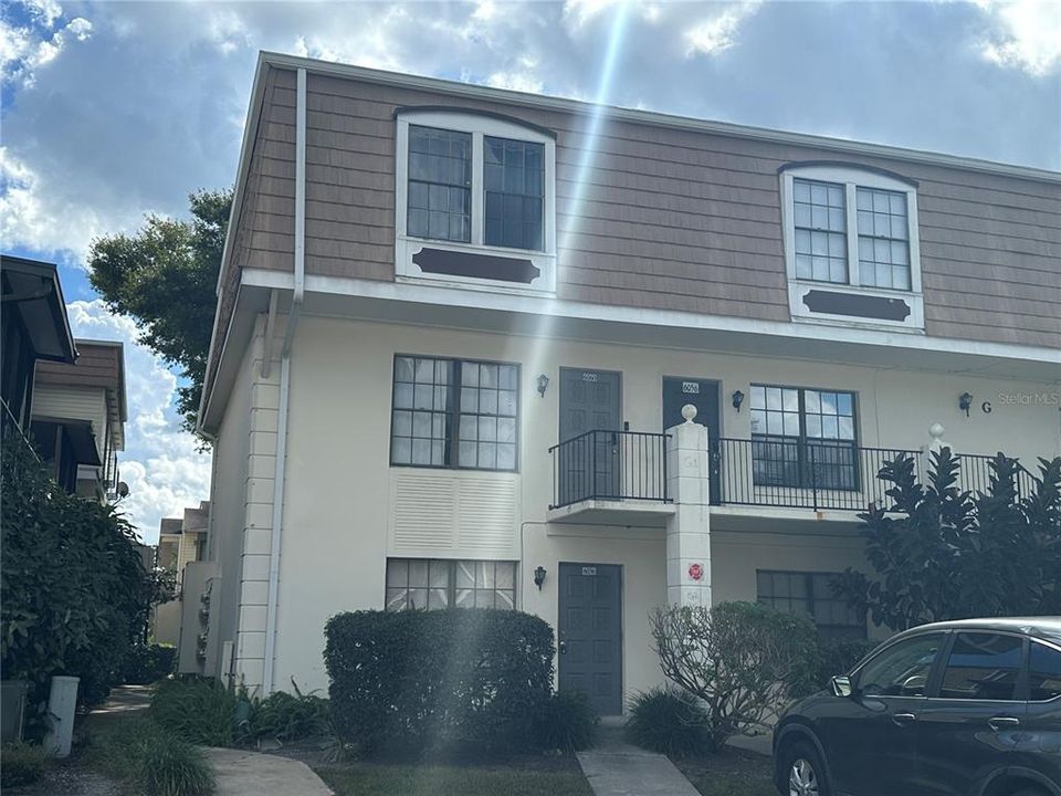 For Sale: $168,900 (2 beds, 2 baths, 1128 Square Feet)