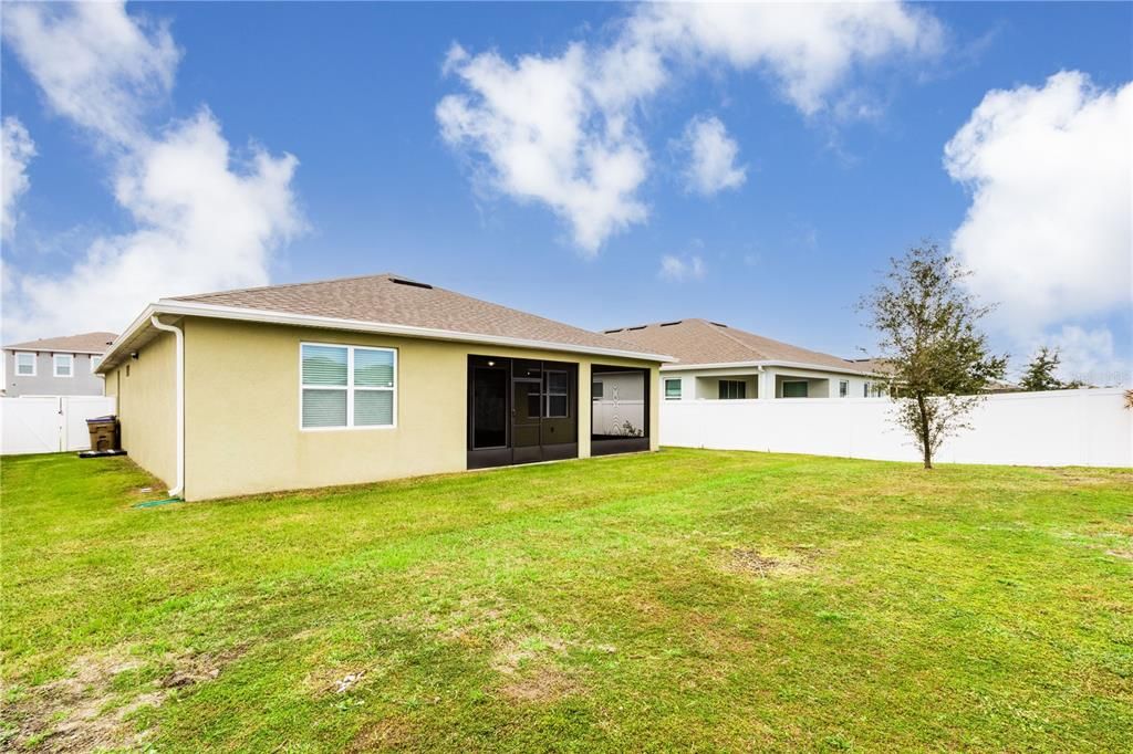 出租: $2,550 (4 贝兹, 2 浴室, 2038 平方英尺)