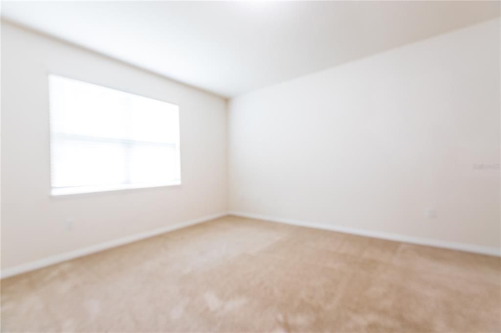 出租: $2,550 (4 贝兹, 2 浴室, 2038 平方英尺)