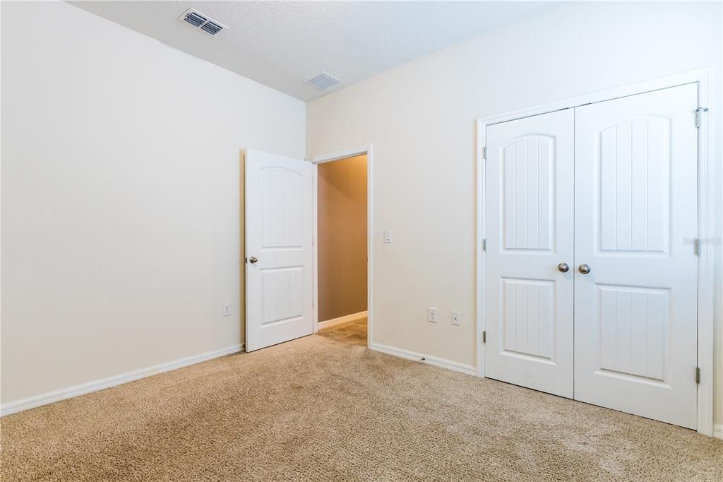 出租: $2,550 (4 贝兹, 2 浴室, 2038 平方英尺)