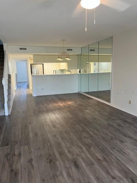 For Rent: $3,800 (3 beds, 3 baths, 2174 Square Feet)