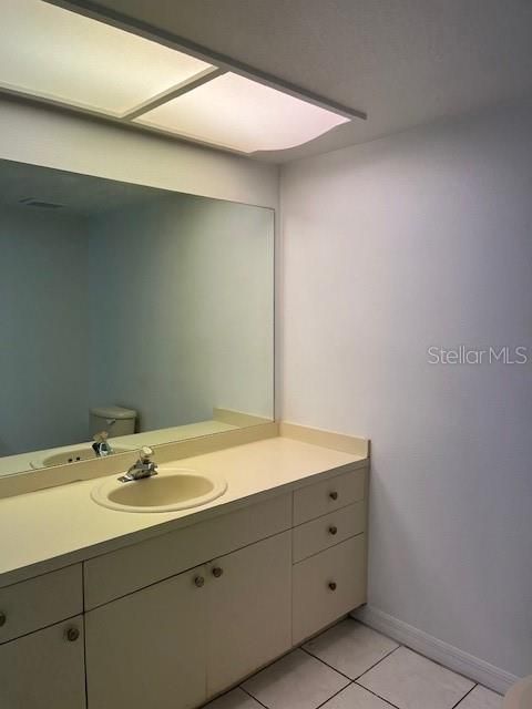 For Rent: $3,800 (3 beds, 3 baths, 2174 Square Feet)