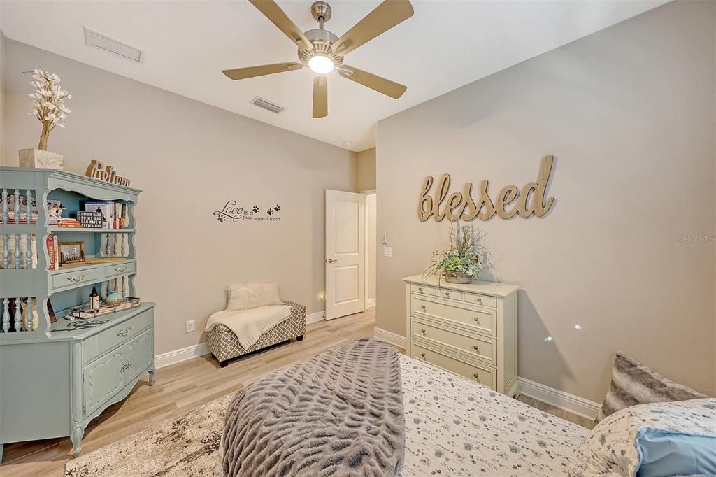 En Venta: $450,000 (3 camas, 2 baños, 1753 Pies cuadrados)