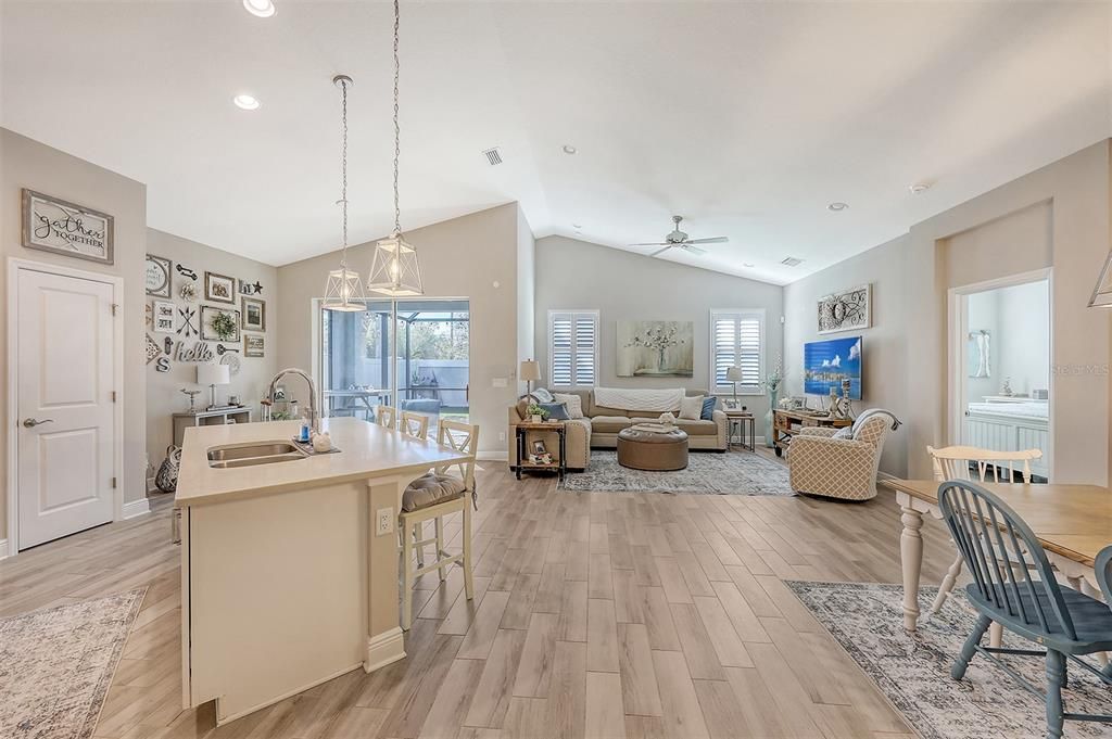 En Venta: $450,000 (3 camas, 2 baños, 1753 Pies cuadrados)