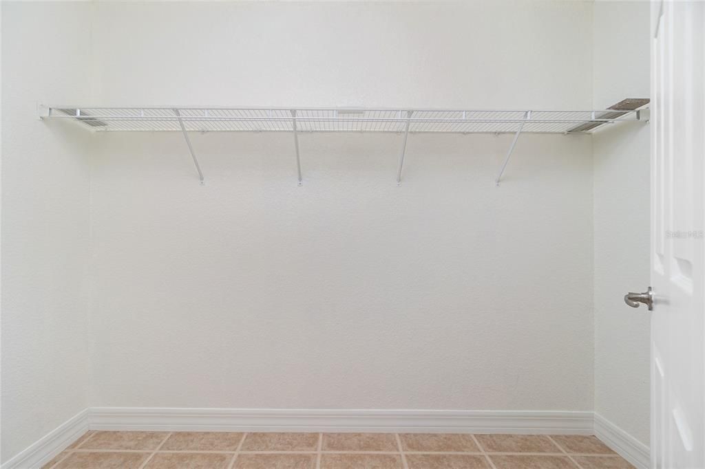 待售: $345,000 (3 贝兹, 2 浴室, 1592 平方英尺)