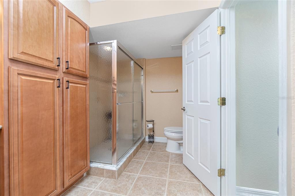 待售: $345,000 (3 贝兹, 2 浴室, 1592 平方英尺)