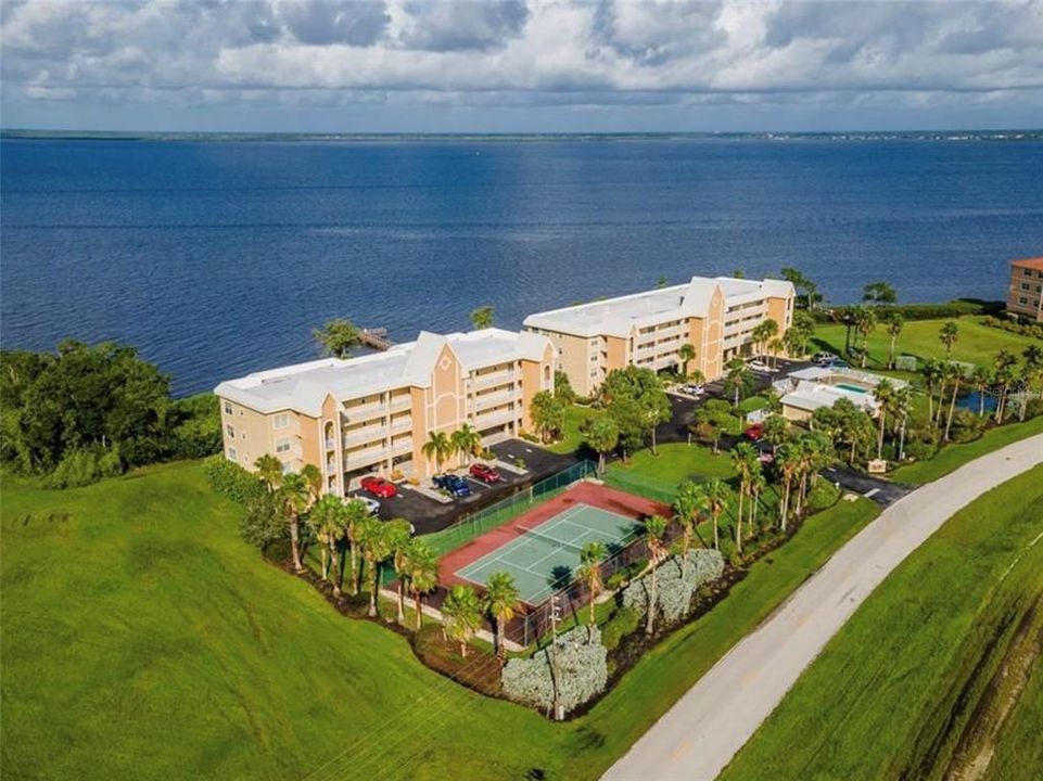 待售: $345,000 (3 贝兹, 2 浴室, 1592 平方英尺)